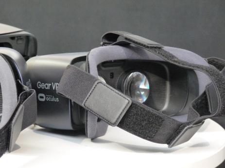 Casque Gear VR par Oculus.